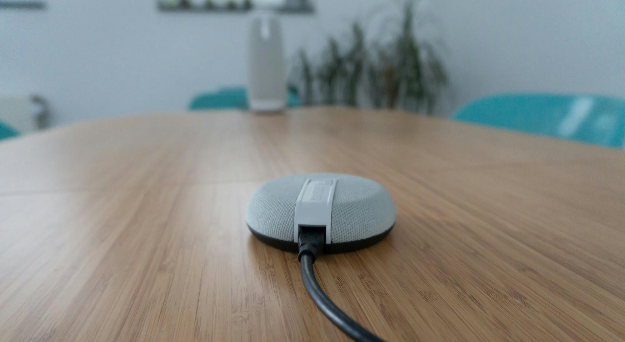 Meetin Owl 3 expansion mic.