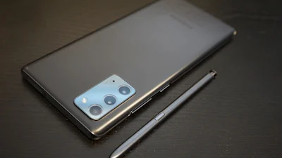 Review Samsung Galaxy Note 20 - Een S20 met een pennetje?