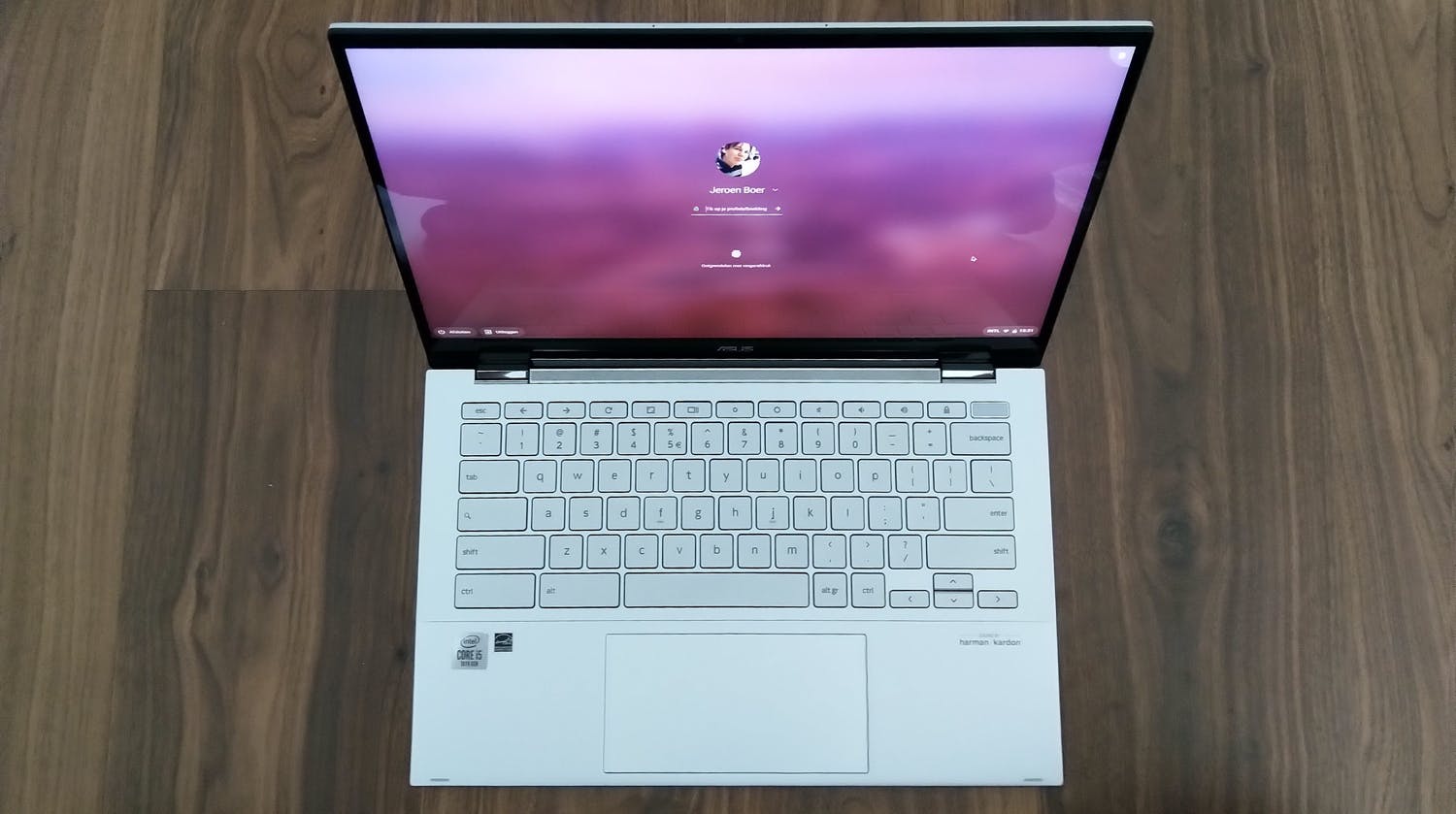 Een Chromebook is ideaal voor thuiswerken.