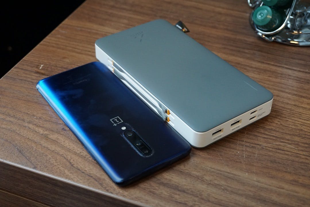 Xtorm XB303 - Je laptop opladen met een powerbank