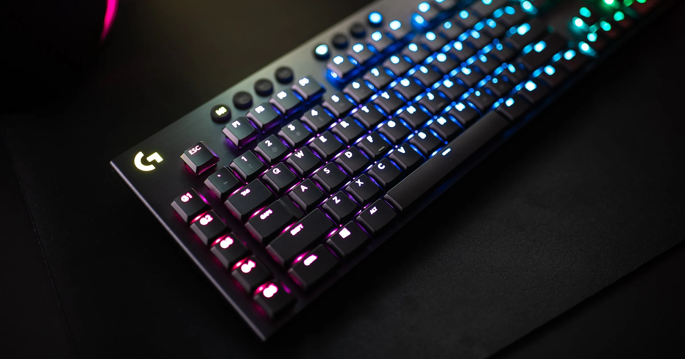 Logitech G915 - Lekker plat gamingtoetsenbord