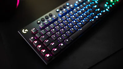 Logitech G915 - Lekker plat gamingtoetsenbord