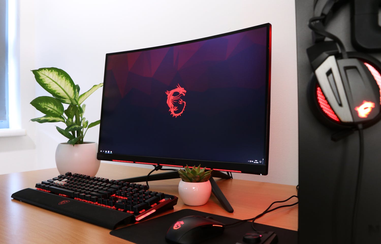 MSI Optix MPG27CQ - MSI komt in beeld