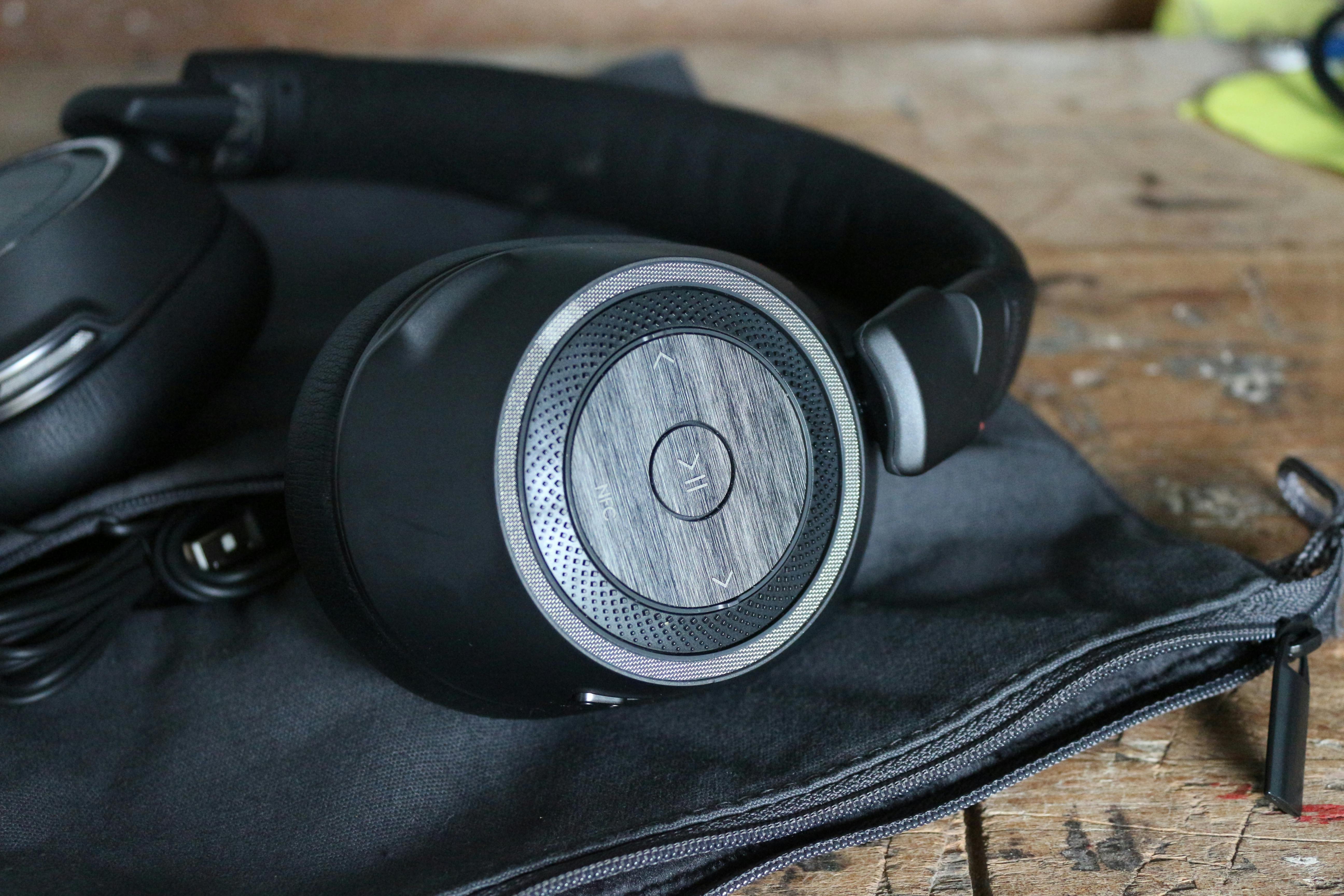 Plantronics Voyager 8200 UC – We hebben een beller