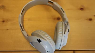 Philips Bass+ Over-ear - Goed geluid met een compromis