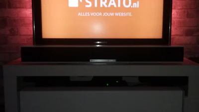 Chantall test de Raumfeld Soundbar