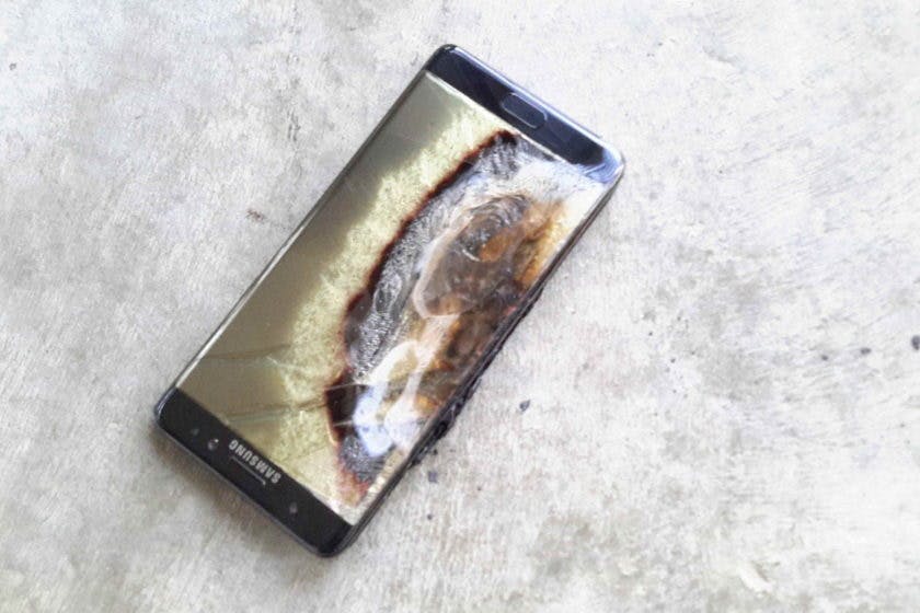 Galaxy Note 7 raakte oververhit door te grote accu