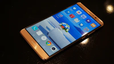 Eerste indruk: Huawei Mate 9, naadloos scherm