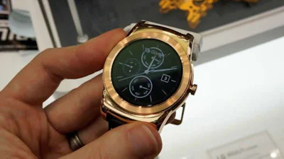 Apple Watch versus LG Watch Urbane