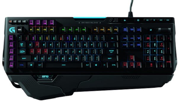 Logitech G910 Orion Spark -  Prachtige verlichting, slechte schakelaars