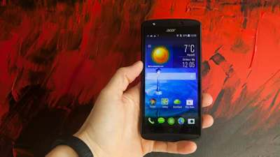 Acer Liquid E700 - 5 incher met 3 simkaartslots