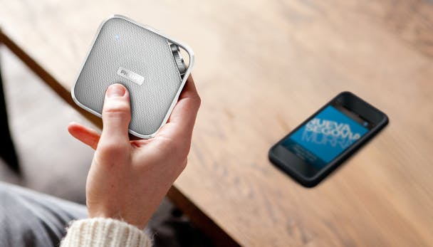 Philips BT2500W - Stijlvolle bluetooth-speaker