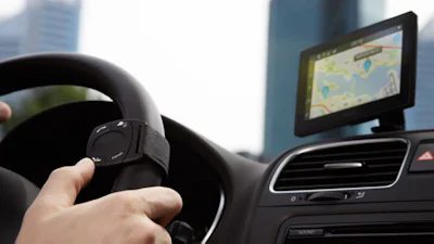 Parrot Asteroid Tablet - Brengt multimedia naar je auto