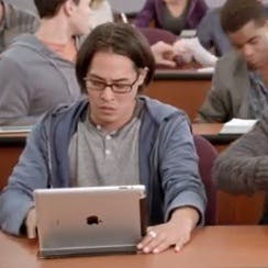 Microsoft opent wederom aanval op Apple's iPad