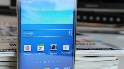 Samsung draait recordomzet, ziet mobiele markt afvlakken