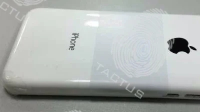 Is dit de plastic budget iPhone van Apple?