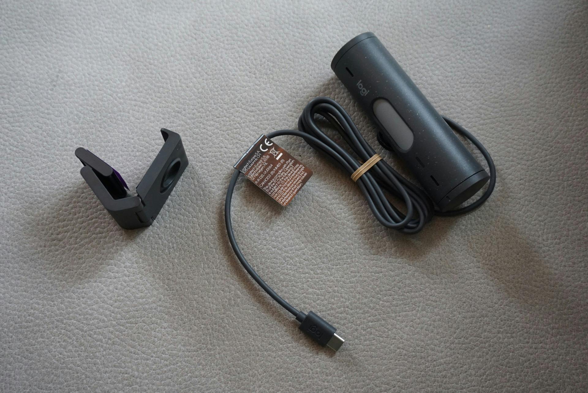 De webcam met bevestigingsklem