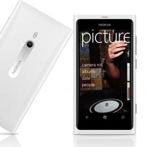 Nokia schrapt 10.000 banen wegens sterke concurrentie