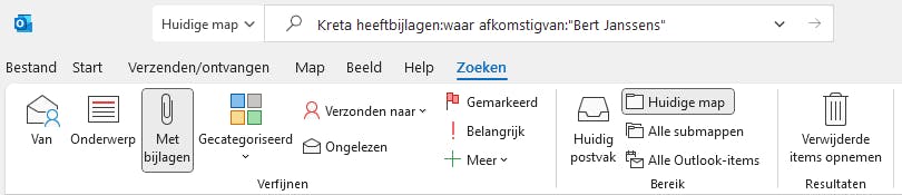 Je kunt specifiek op mails zoeken die een bijlage hebben.
