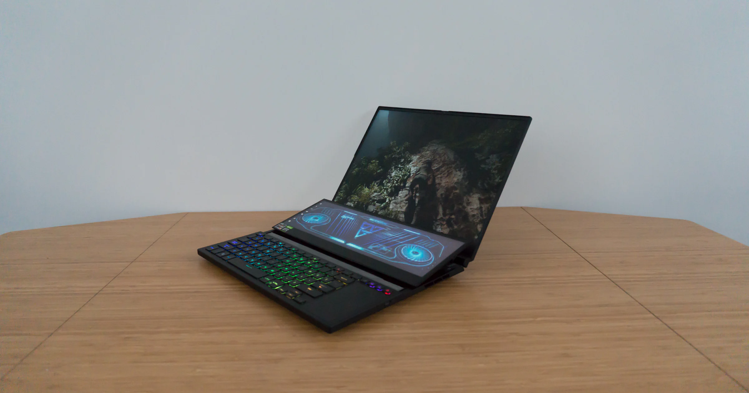 Review ASUS ROG Zephyrus Duo 16: ultiem gamen en creëren?