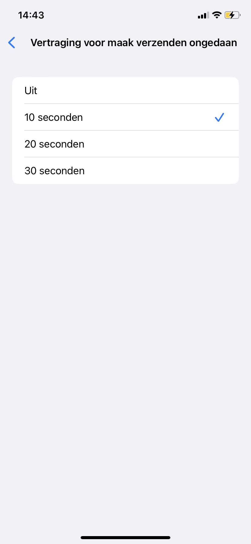 De Mail-app geeft je standaard 10 seconden de tijd om je mail terug te roepen.