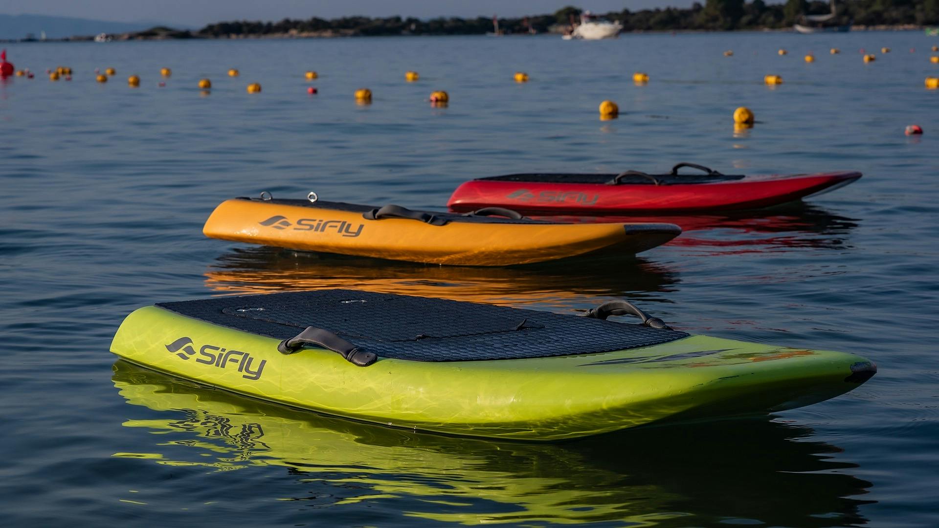 Verschillend gekleurde EFoils van het merk SiFly (https://sifly.global/)