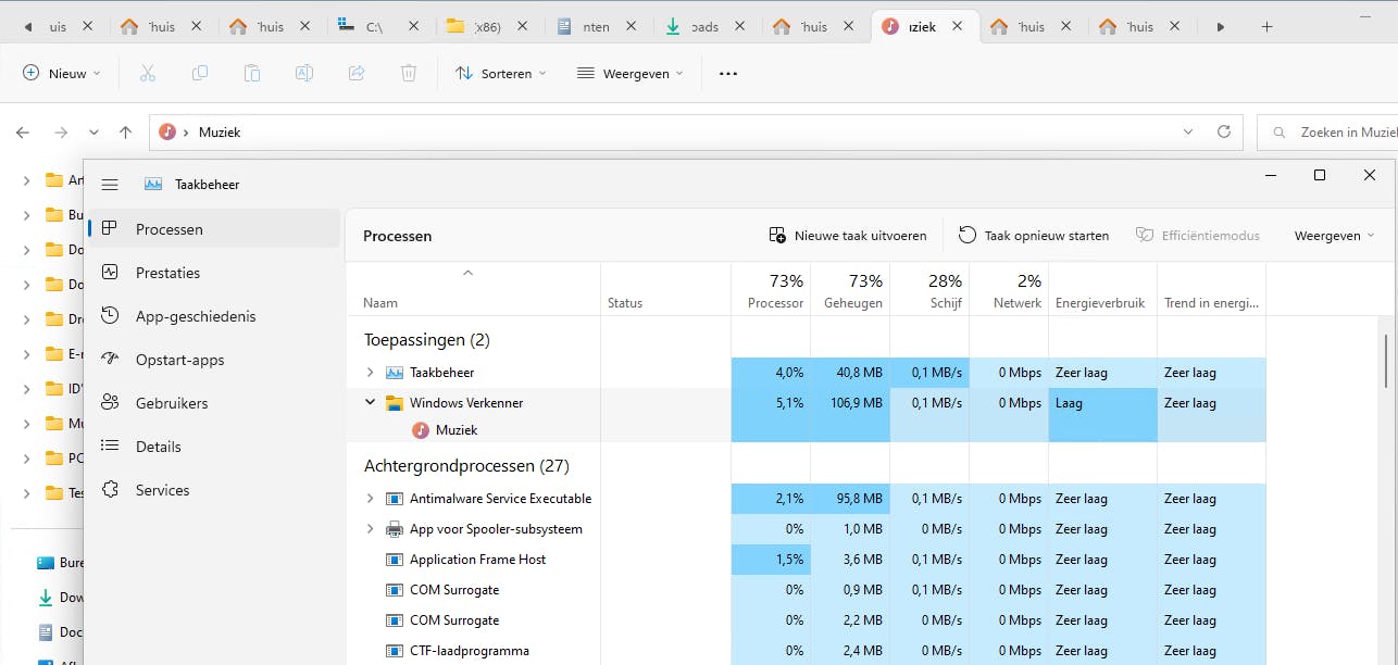 Zelfs bij het openen meerdere tabbladen blijft er slechts één instantie van de Verkenner actief in Taakbeheer.