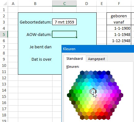 Je richt het rekenmodel in met een kleur en een paar randen.