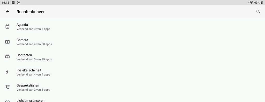 Kijk heel kritisch naar welke apps toegang tot welke gegevens hebben!