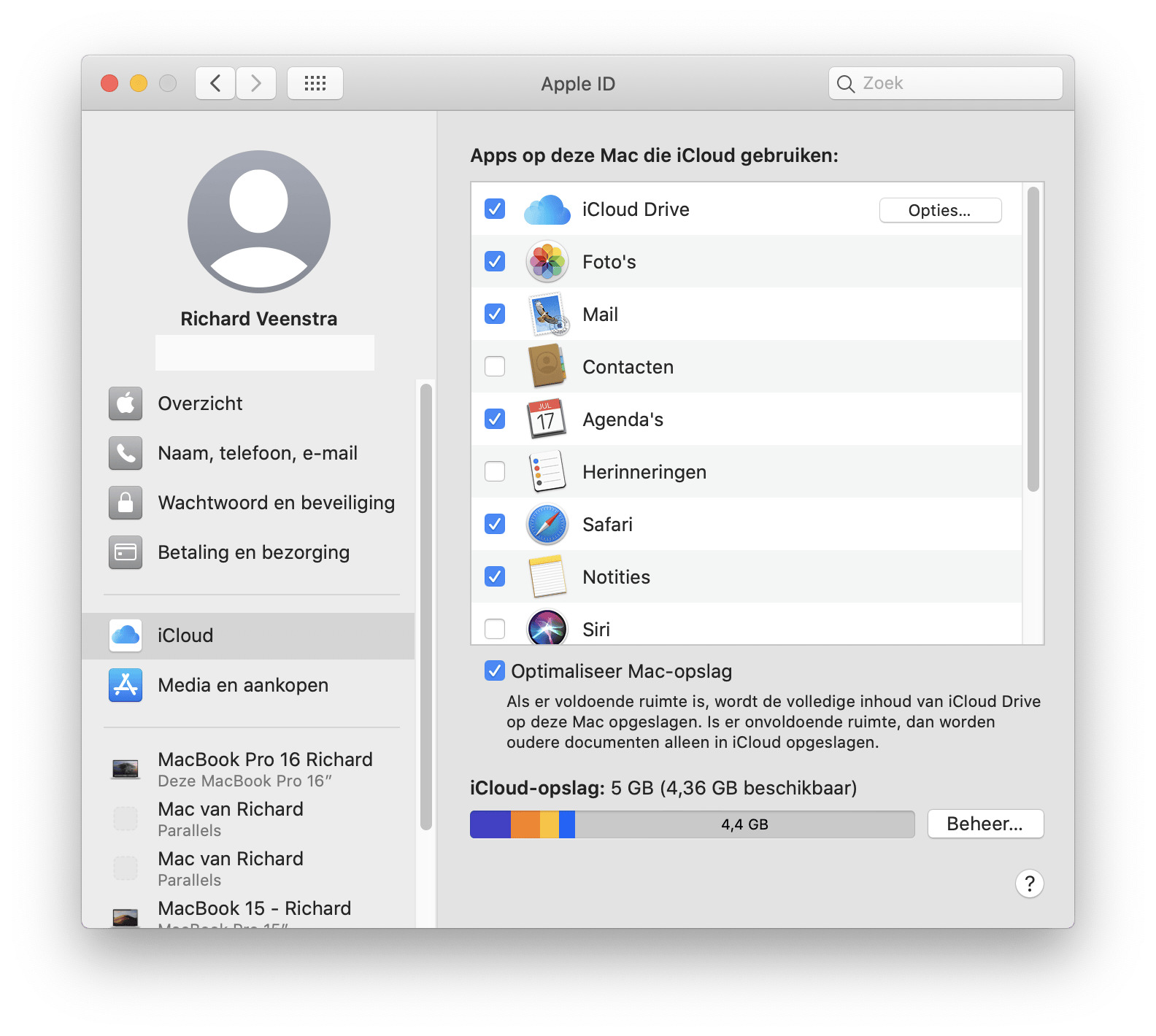 Zet de optie iCloud Drive aan op zowel je Mac als iPhone of iPad en je kunt verder werken aan een document op een apparaat naar keuze.