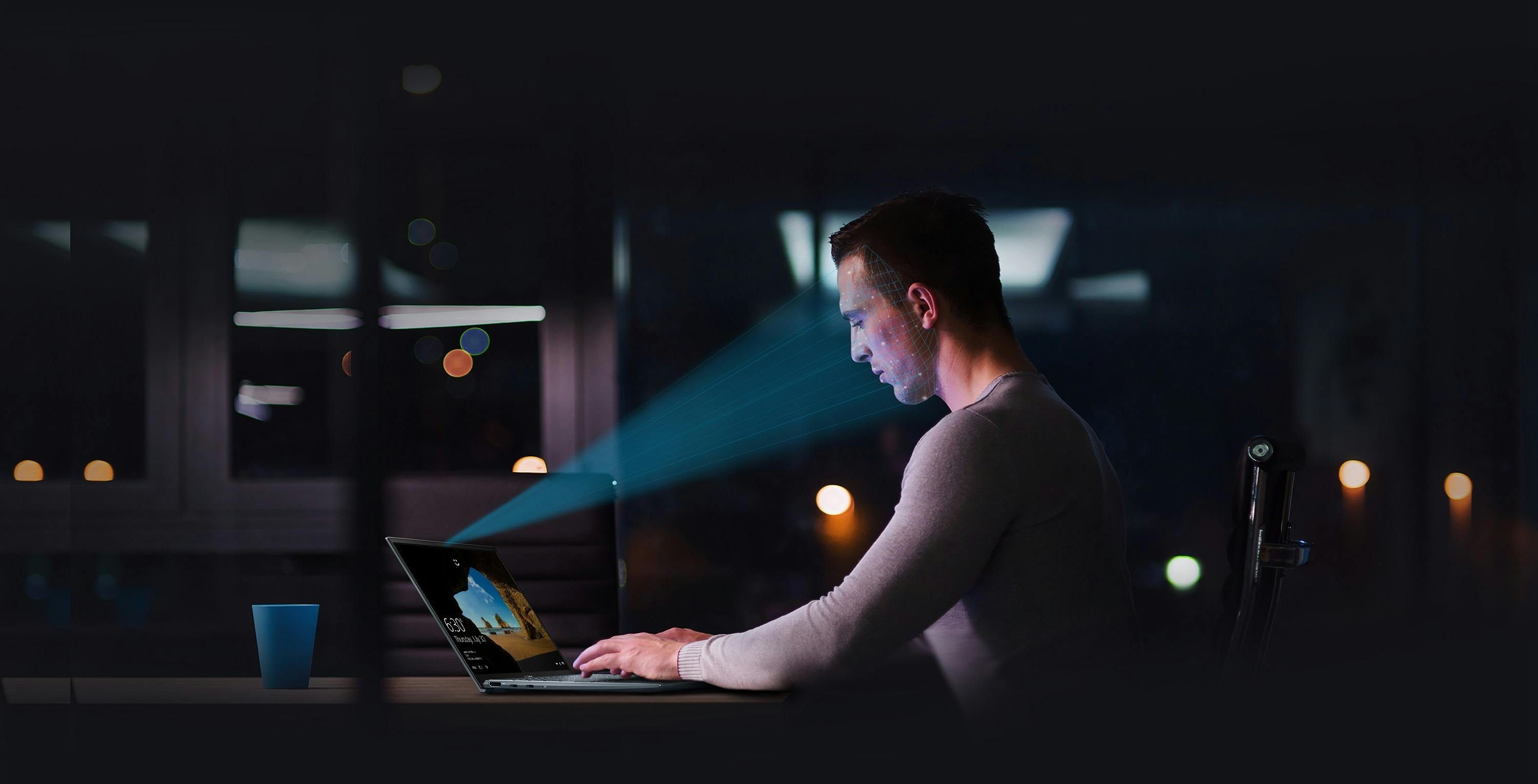 Beschikt jouw laptop over biometrische hardware, dan log je direct in met gezichtsherkenning.