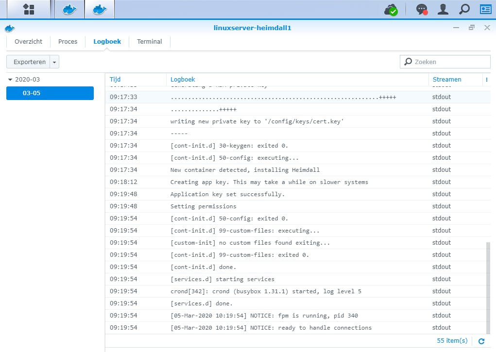 08 Via een logboek kun je zien wat er in de container gebeurt.