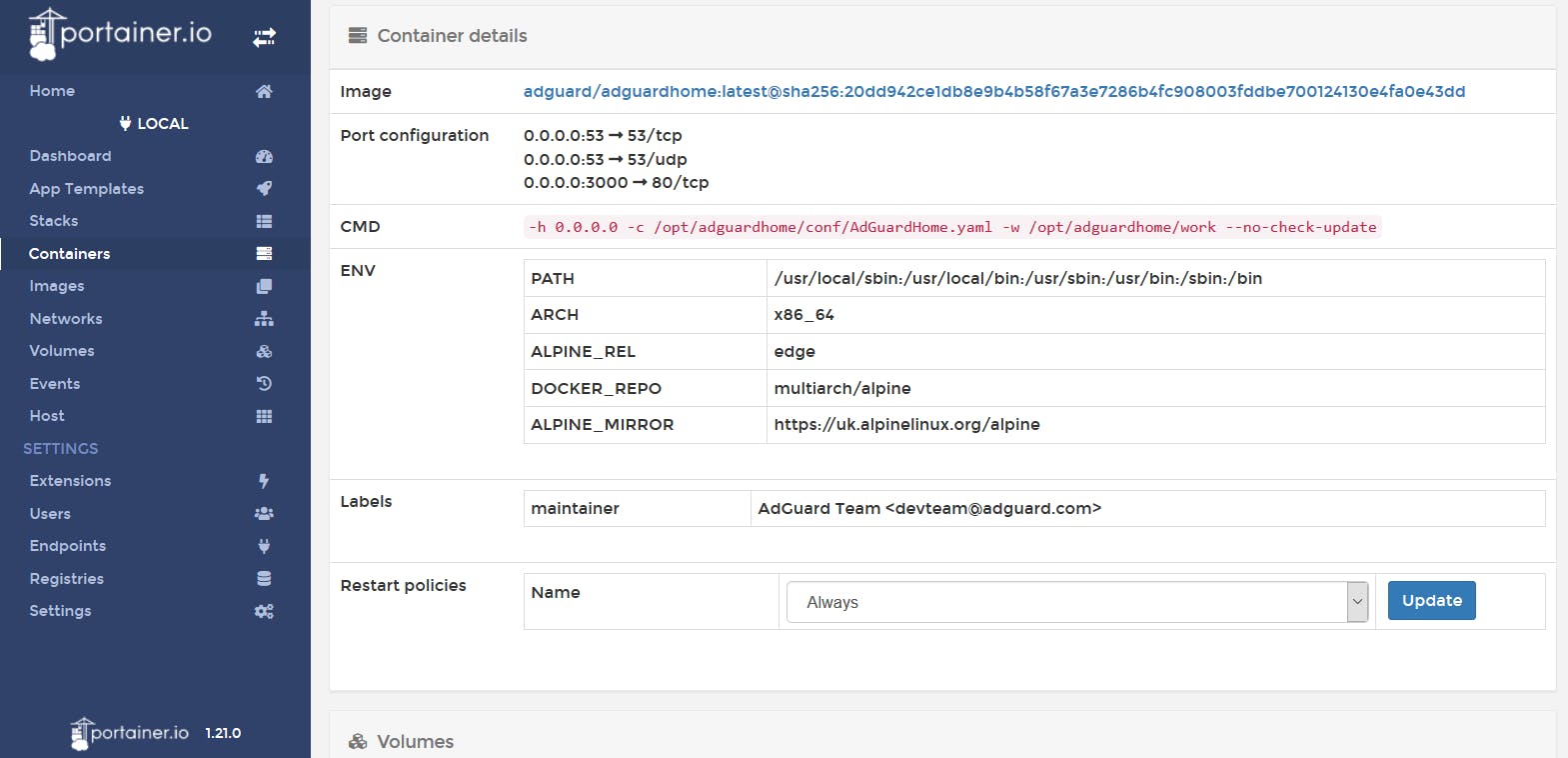 AdGuard Home kun je ook in een Docker-container draaien, hier met de gebruiksvriendelijke beheerinterface Portainer.