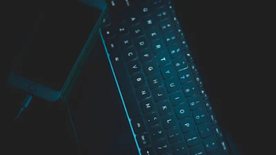 Spionage mogelijk op iPhone, Android en Windows. Wat nu?