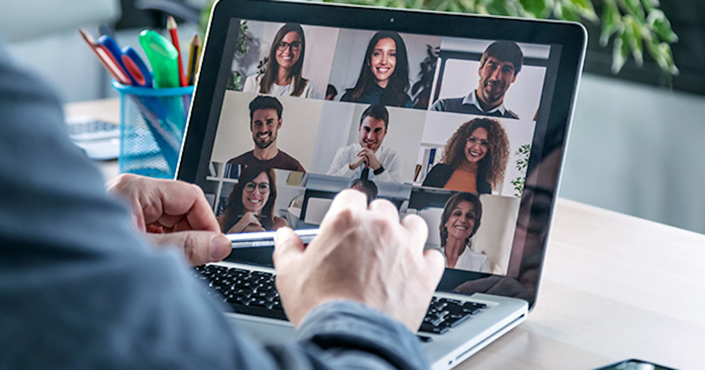 Cybersecurity bij thuiswerken: Wie is verantwoordelijk?