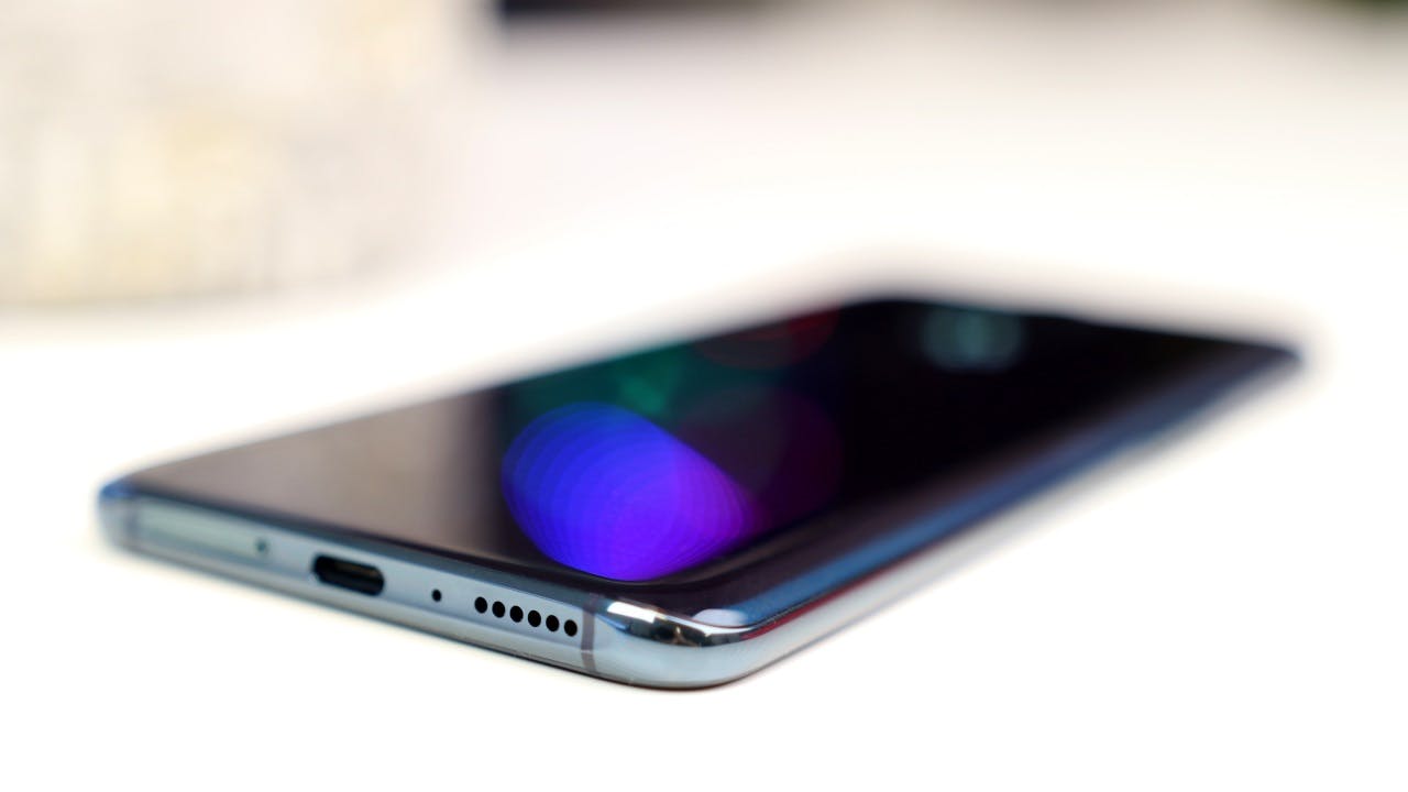 Helaas ontbreekt de koptelefoonpoort op de Oppo RX17 Pro.