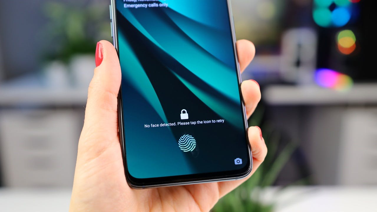 De Oppo RX17 Pro heeft een vingerafdrukscanner onder het beeldscherm