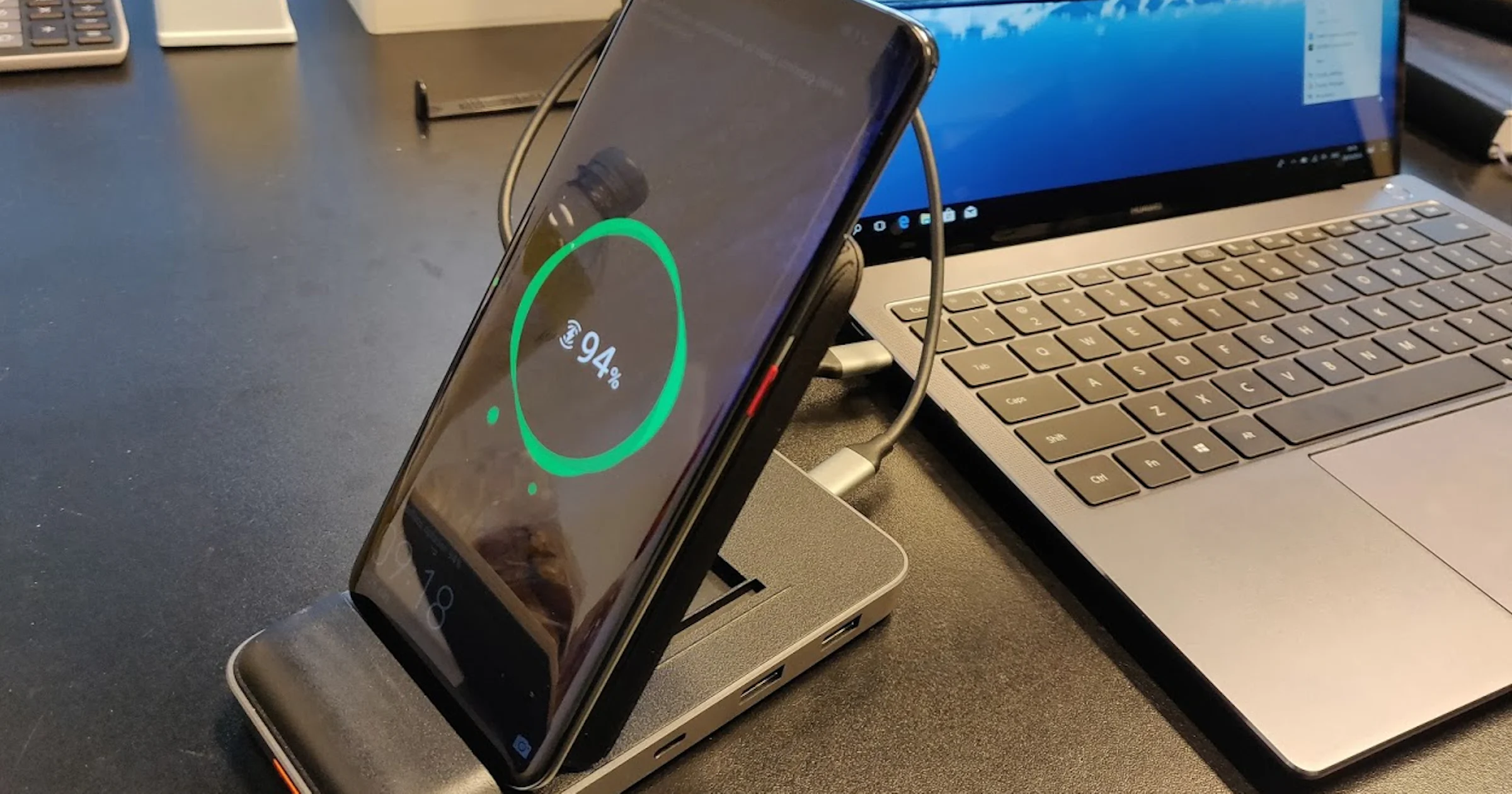 Review HyperDrive usb-c-hub met draadloze oplader
