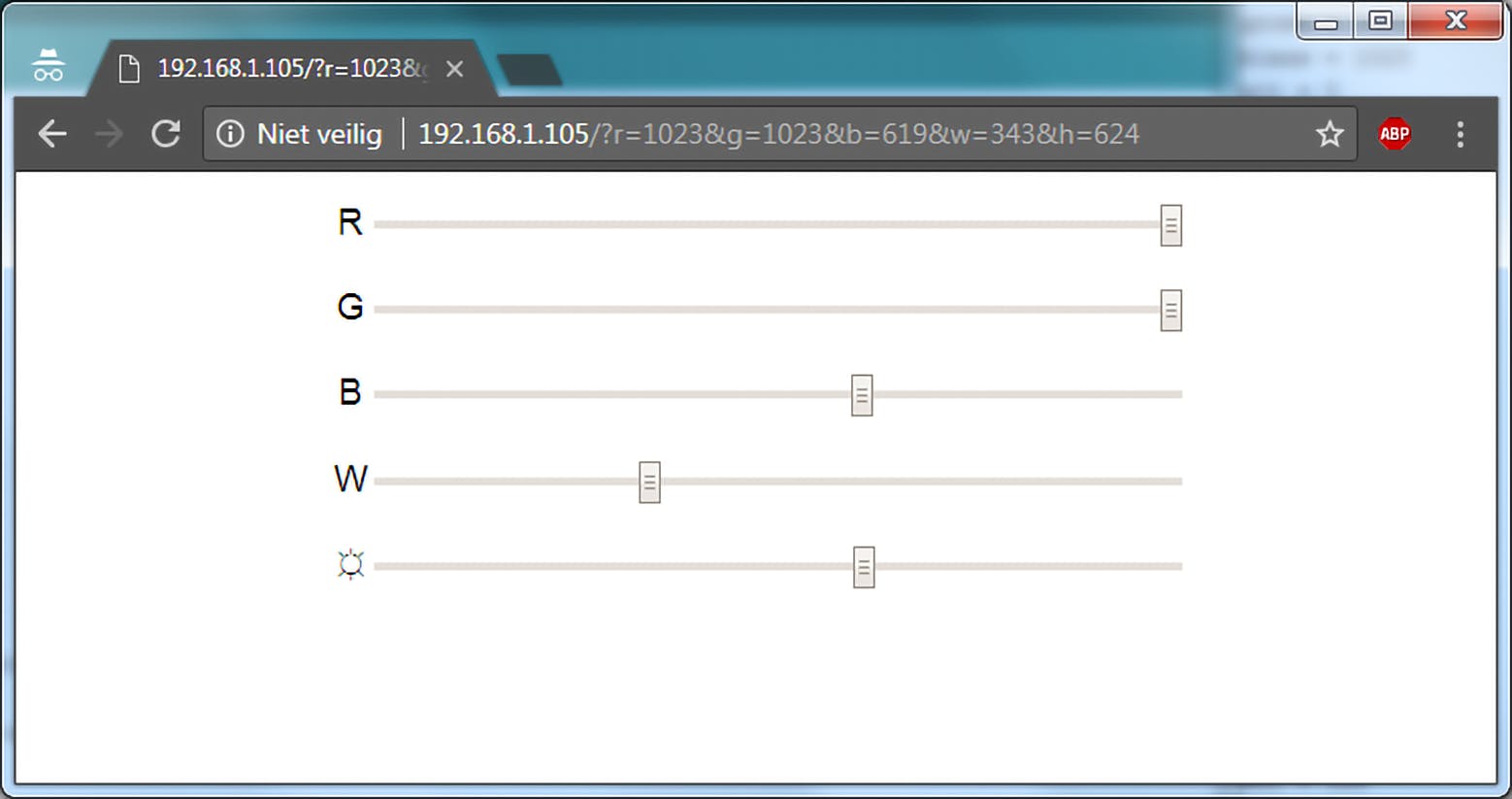 De minimale webinterface in een browser.