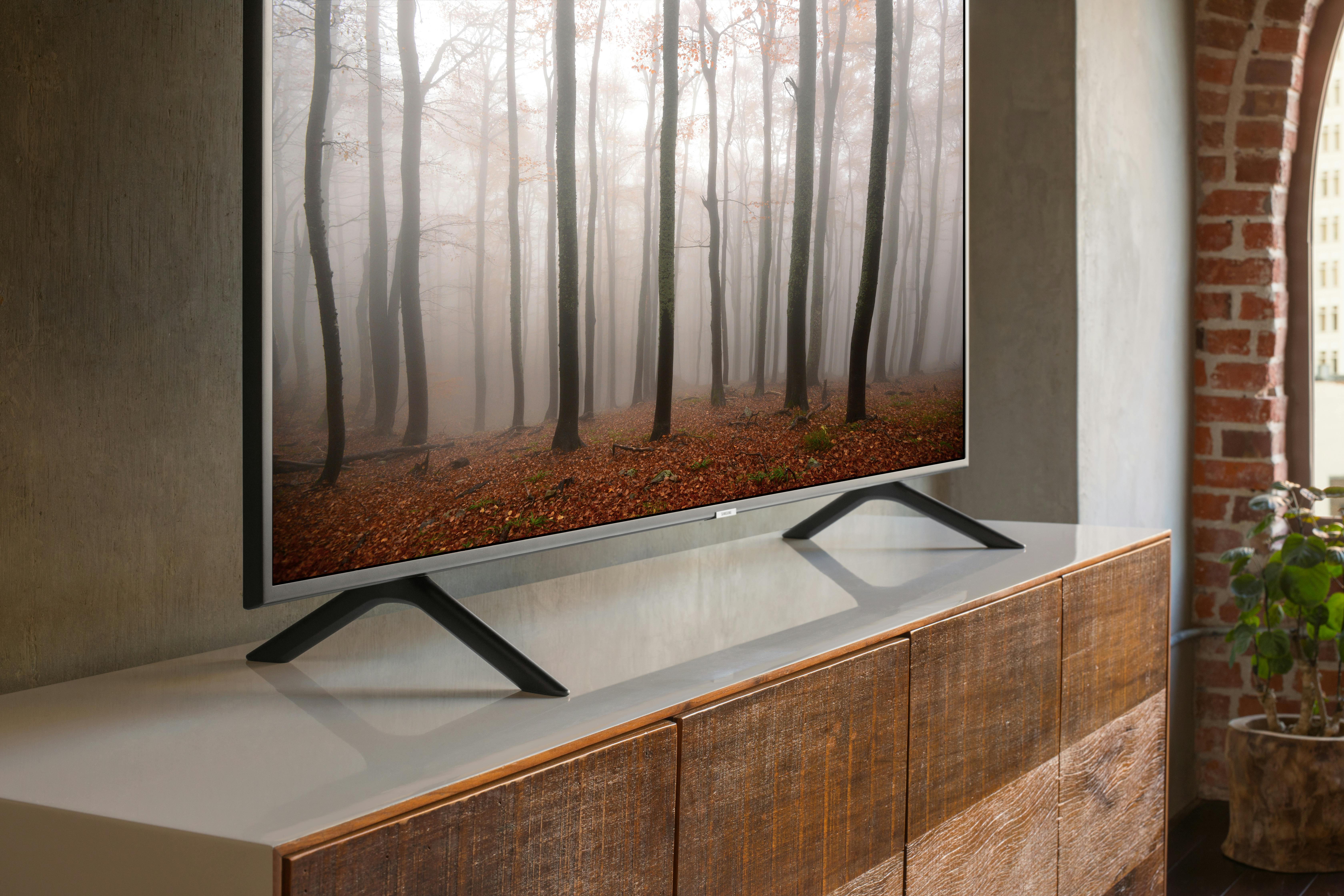 Samsung UE55NU7100W lifestyle detail