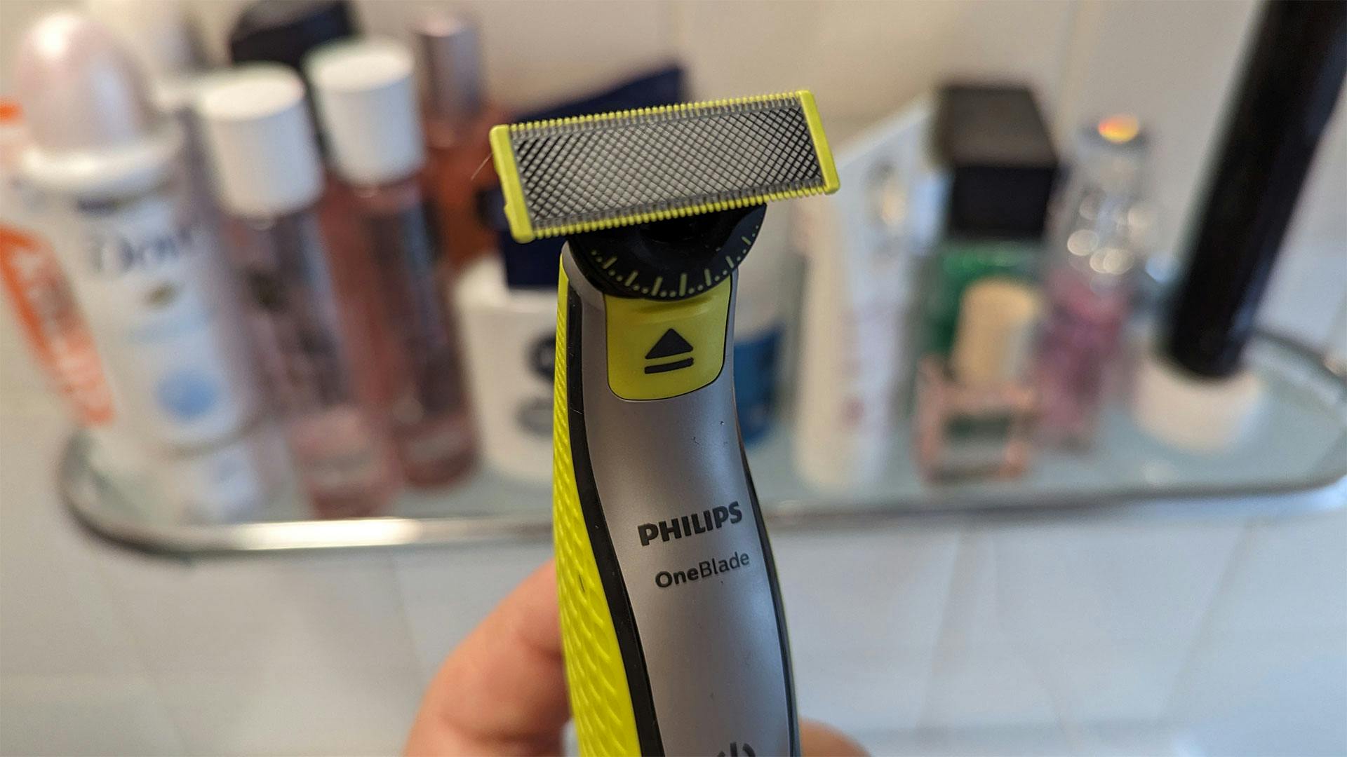 adopteren Ale anker Review Philips OneBlade met 360 Blade – flexibele kop maakt verschil | ID.nl