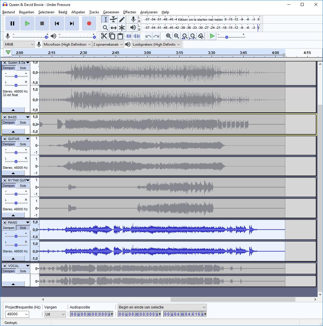 06 Tijdens het afspelen kun je telkens een audiospoor extra inschakelen.