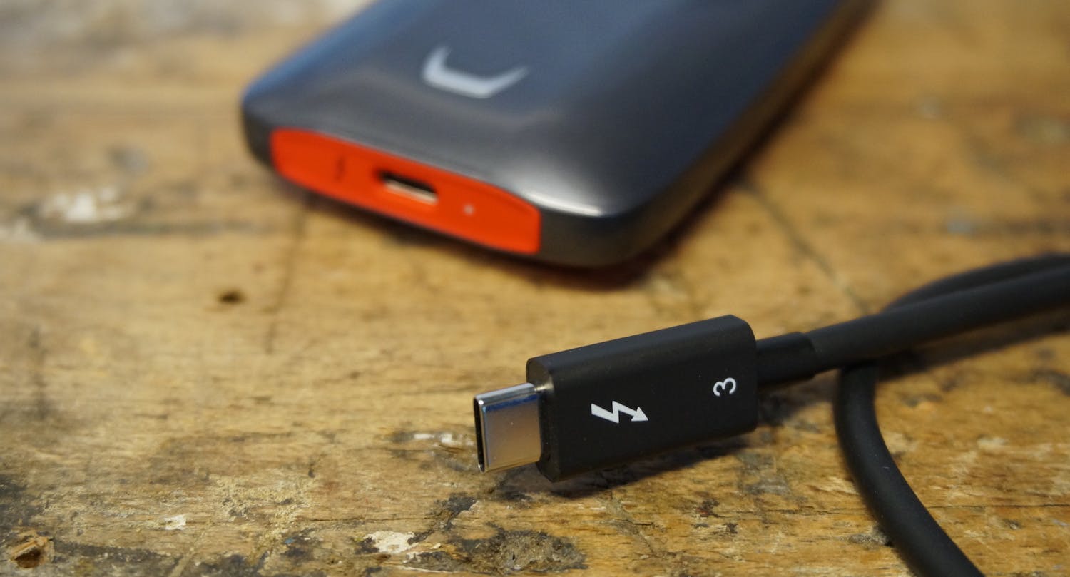 Je herkent Thunderbolt 3 aan de bliksemschicht.