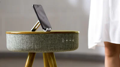 Salora AirTable - Meubel en speaker in één