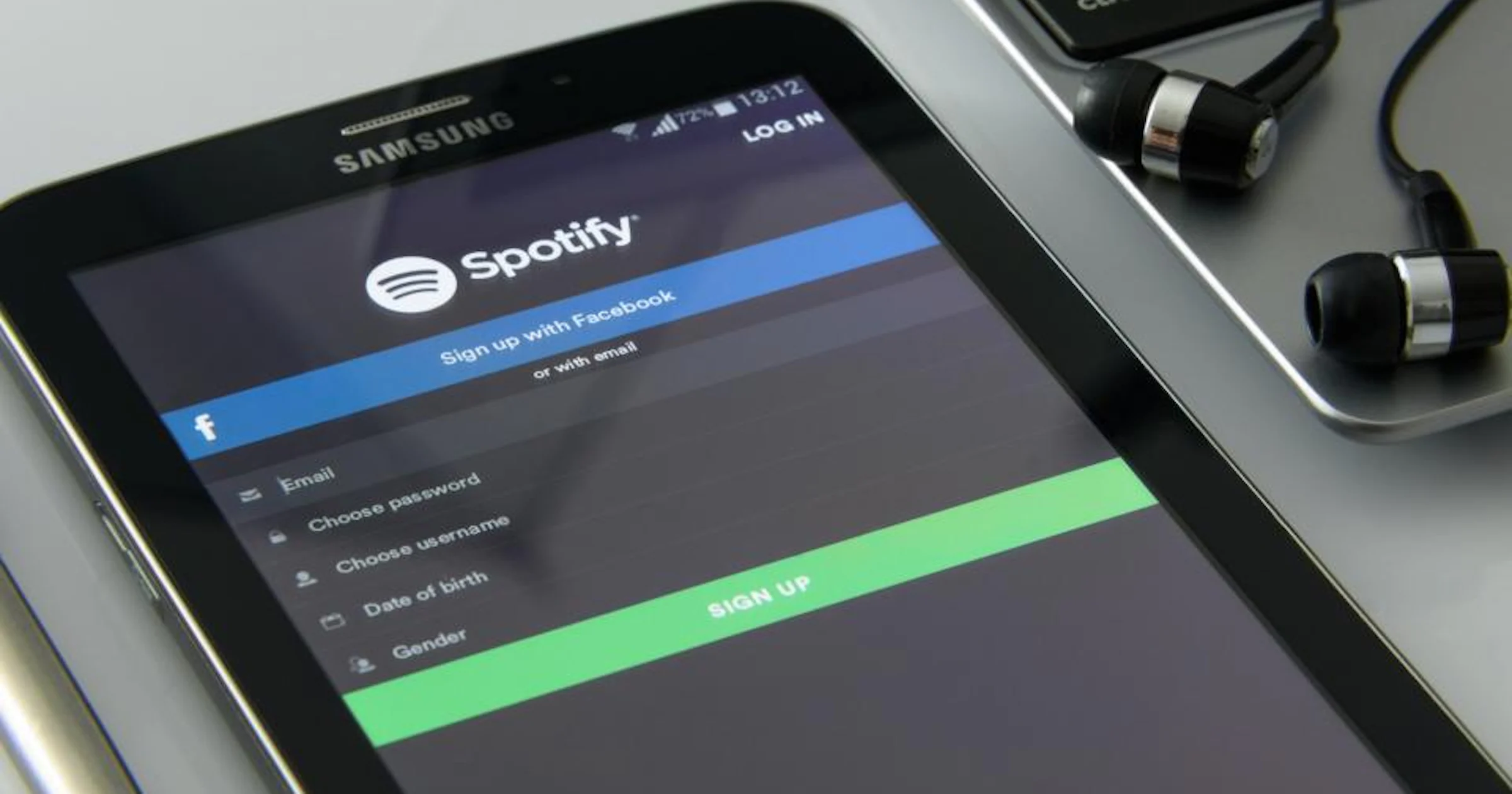 Spotify afspelen op je oude muziekinstallatie