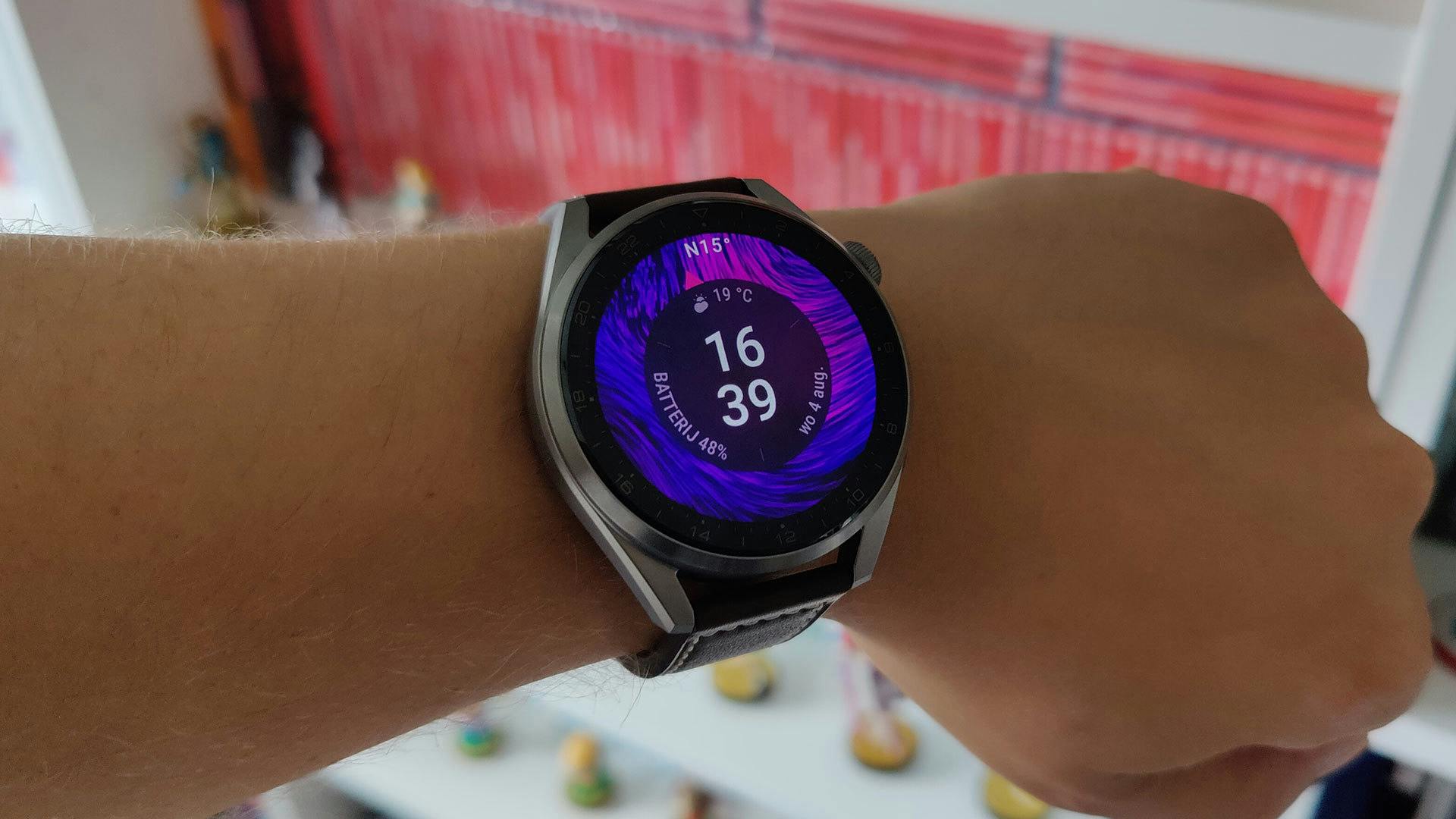Review Huawei Watch 3 Pro - HarmonyOS overtuigt niet