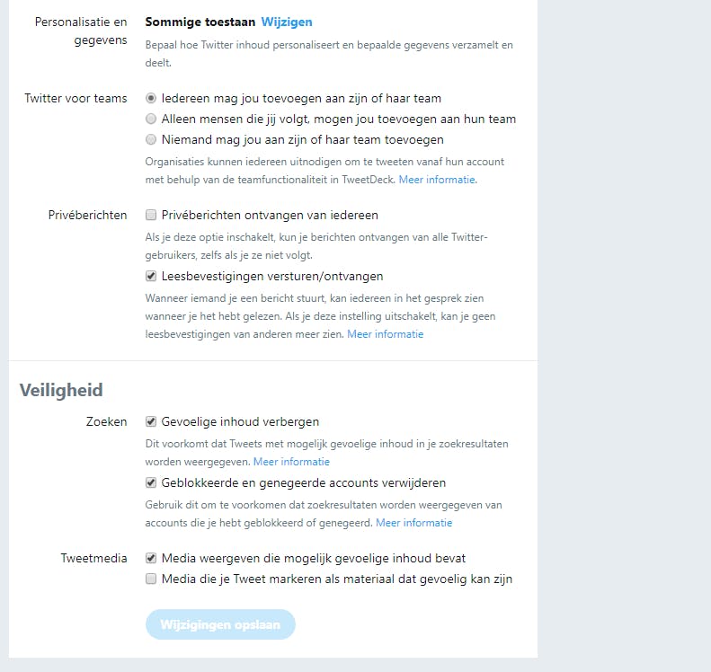 Tip 10 Schakel op Twitter ook Privéberichten van iedereen uit, dat scheelt veel ongewenste berichten.