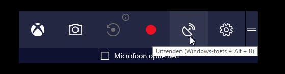 De optie om te streamen vind je onder deze knop.