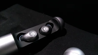 Crazybaby Air - AirPods-concurrent of slechte timing?