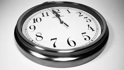 Meerdere klokken toevoegen aan de Windows 10-taakbalk